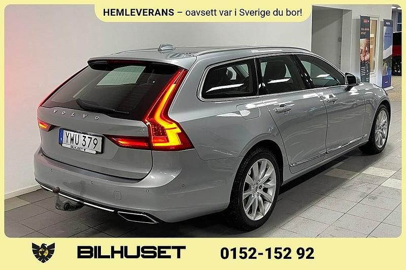 Begagnad Volvo V90 Inscription 150 HK (110 kW) 2017 Silver Kombi