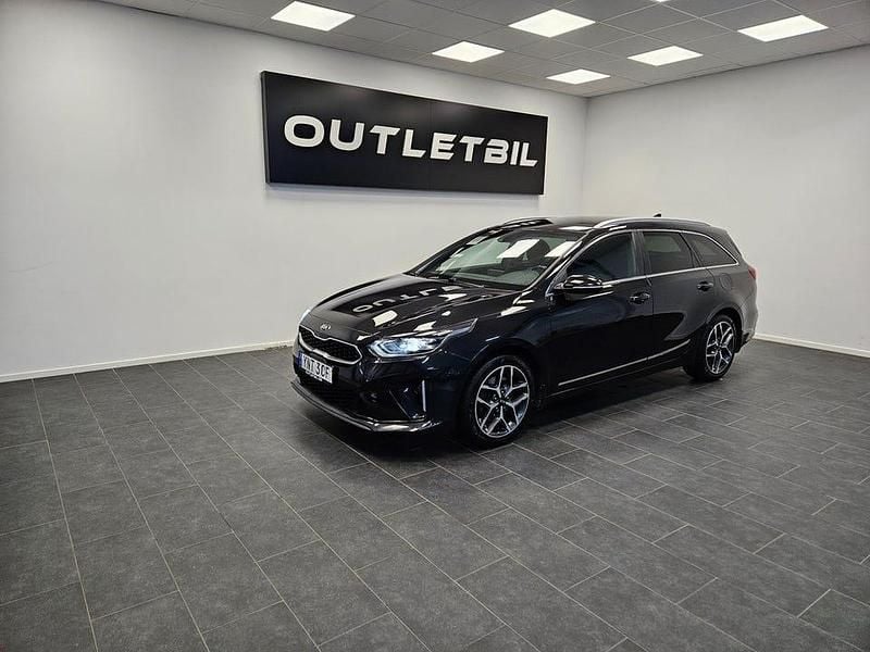 Svart Begagnad 2019 Kia Ceed Sportswagon GT-Line Kombi | 184 900 kr (Marknadspris) - Bild 1/4