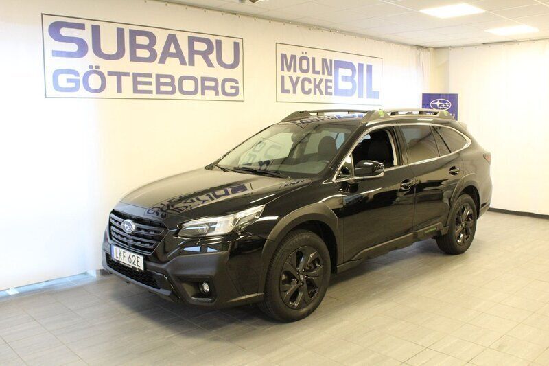 Svart (crystal black silica) Begagnad 2021 Subaru Outback SUV | 354 900 kr (Superpris) - Bild 1/4