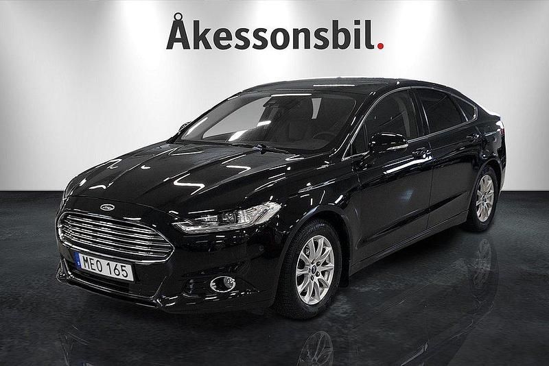 Svart Begagnad 2015 Ford Mondeo Kombi | 169 000 kr - Bild 1/4