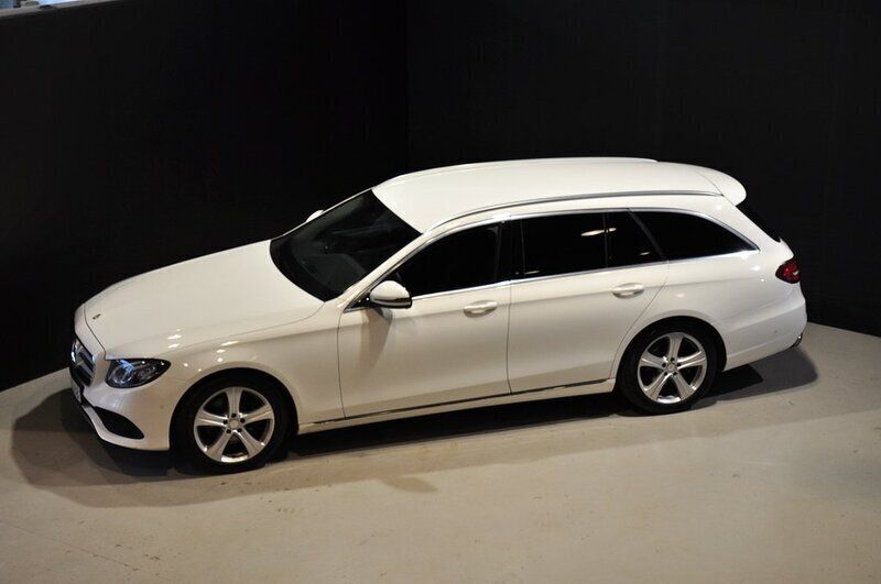 Begagnad Mercedes E220 Avantgarde 195 HK (143 kW) 2017 Vit Kombi