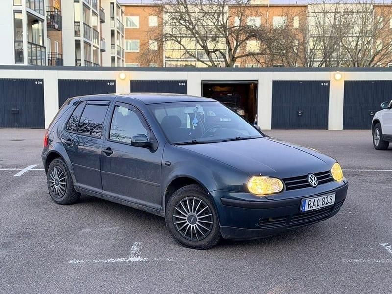 Begagnad VW Golf IV 100 HK (73 kW) 2004