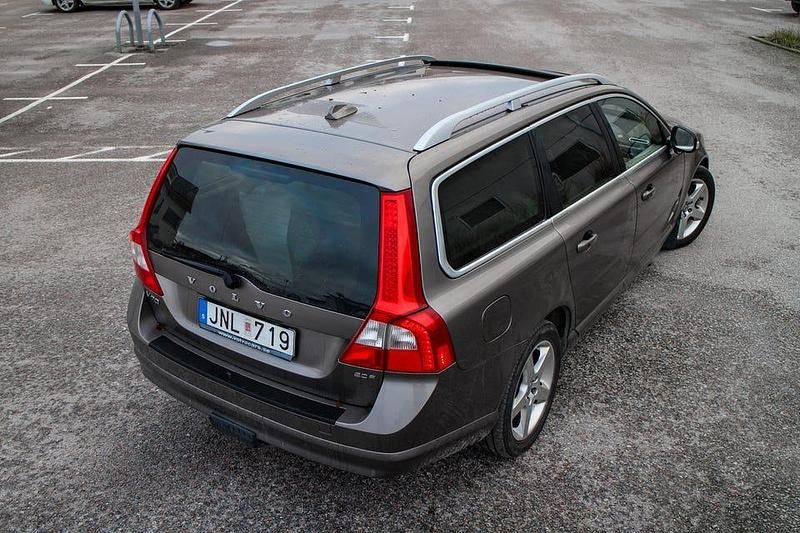Begagnad Volvo V70 145 HK (106 kW) 2009 Kombi