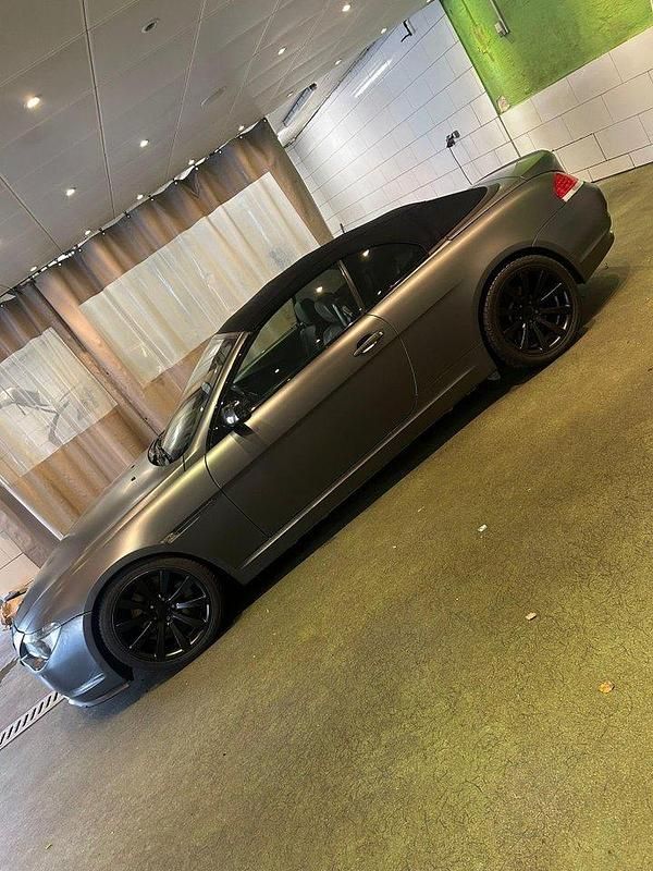 Svart Begagnad 2007 BMW 650 Cabriolet Cab | 129 000 kr - Bild 1/4