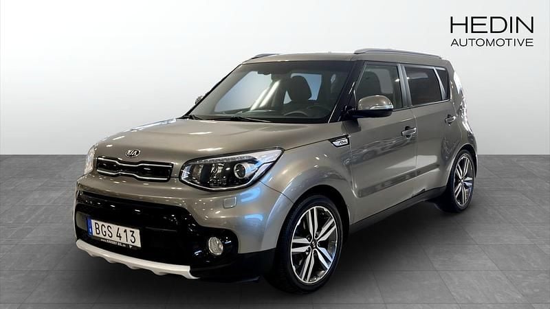 Grå (grey) Begagnad 2017 Kia Soul SUV | 139 900 kr (Marknadspris) - Bild 1/4