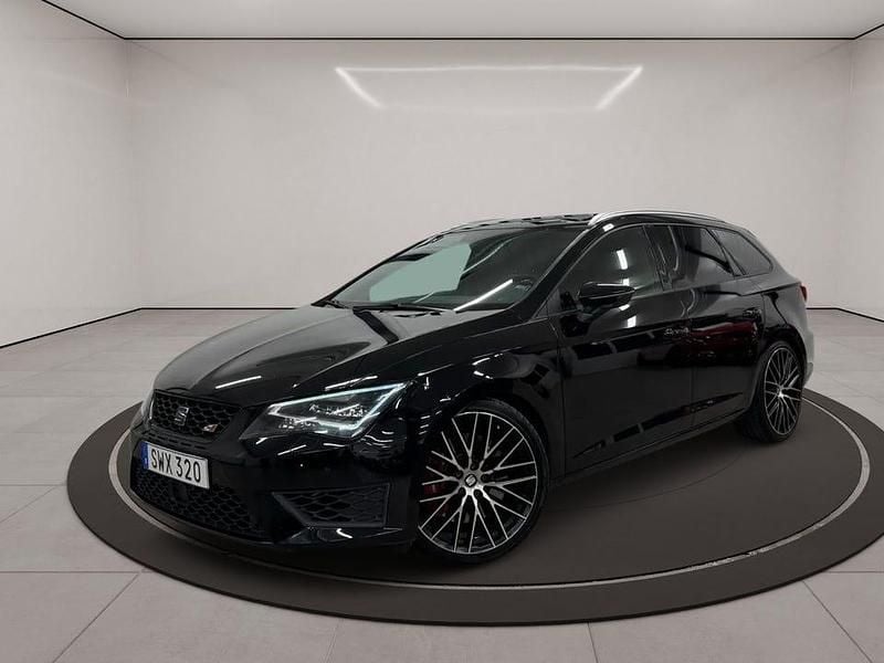 Svart Begagnad 2016 Seat Leon ST CUPRA Kombi | 204 500 kr (Marknadspris) - Bild 1/3