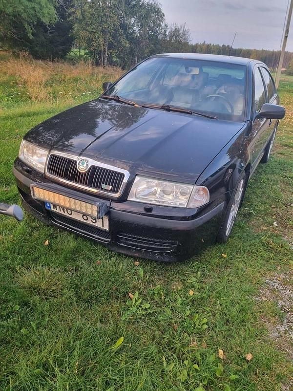 Begagnad 2005 Skoda Octavia RS | 35 000 kr - Bild 1/3