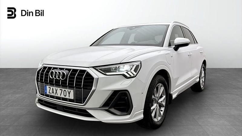Vit Begagnad 2024 Audi Q3 S-Line SUV | 399 000 kr (Marknadspris) - Bild 1/4