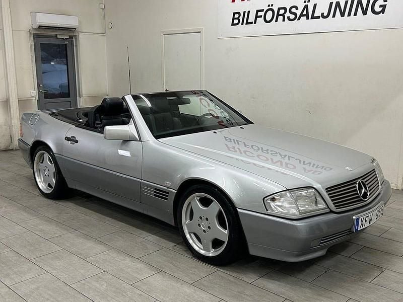 Begagnad Mercedes SL320 231 HK (169 kW) 1993 Silver Cab