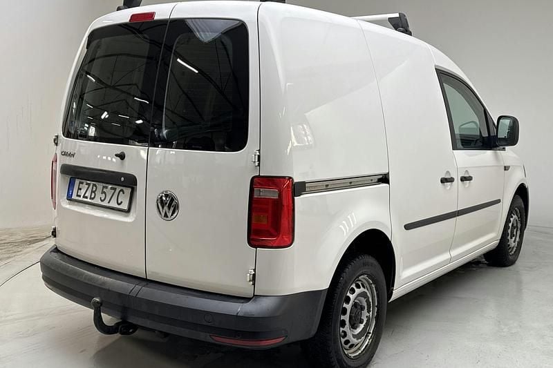 Begagnad VW Caddy 75 HK (55 kW) 2019 Vit Minibuss