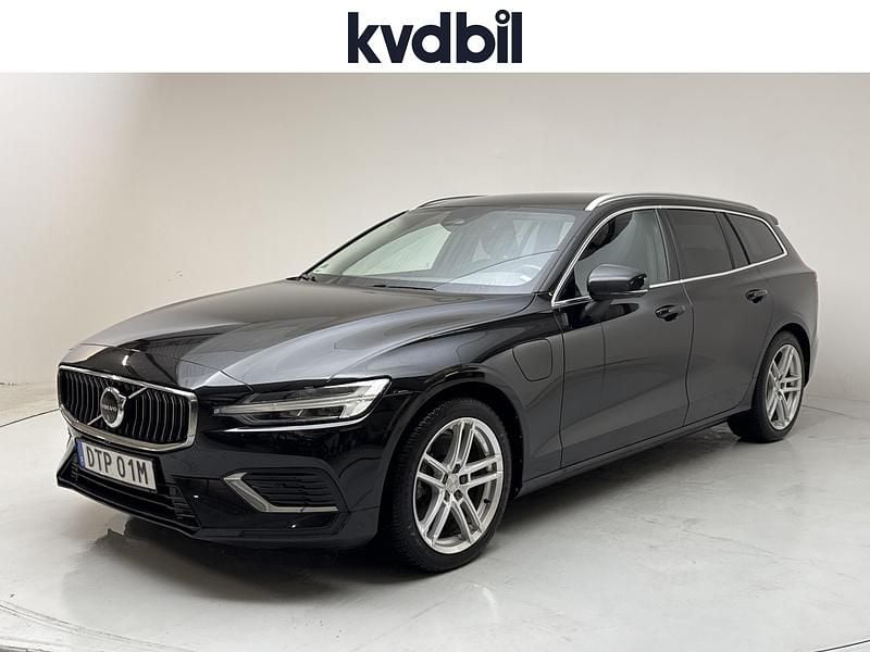 Svart Begagnad 2023 Volvo V60 Kombi | 330 000 kr (Superpris) - Bild 1/3