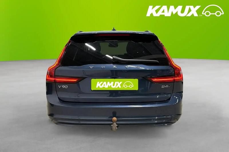 Begagnad Volvo V90 197 HK (144 kW) 2022 Blå Kombi
