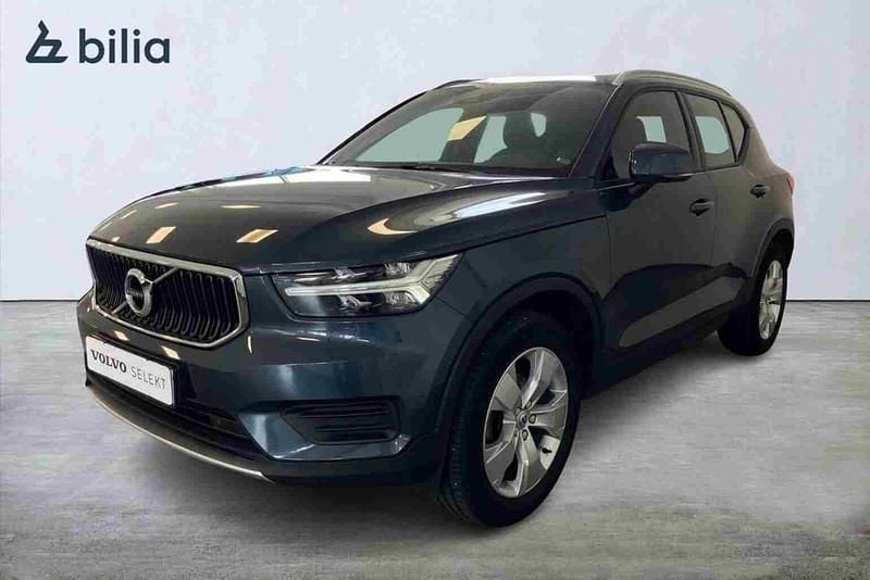 Blå Begagnad 2022 Volvo XC40 SUV | 289 900 kr - Bild 1/1