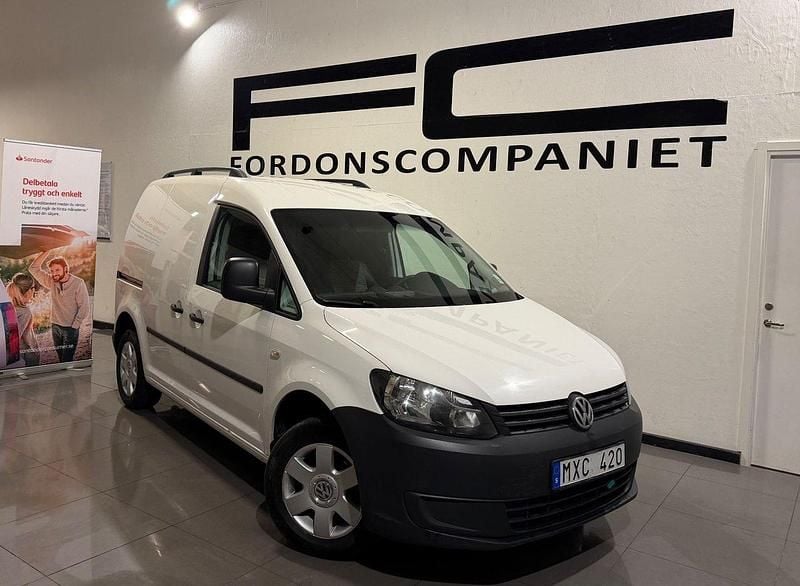 Vit Begagnad 2013 VW Caddy Minibuss | 74 900 kr (Marknadspris) - Bild 1/4