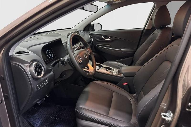 Begagnad Hyundai Kona 152 kW (207 HK) 2022 Brun SUV