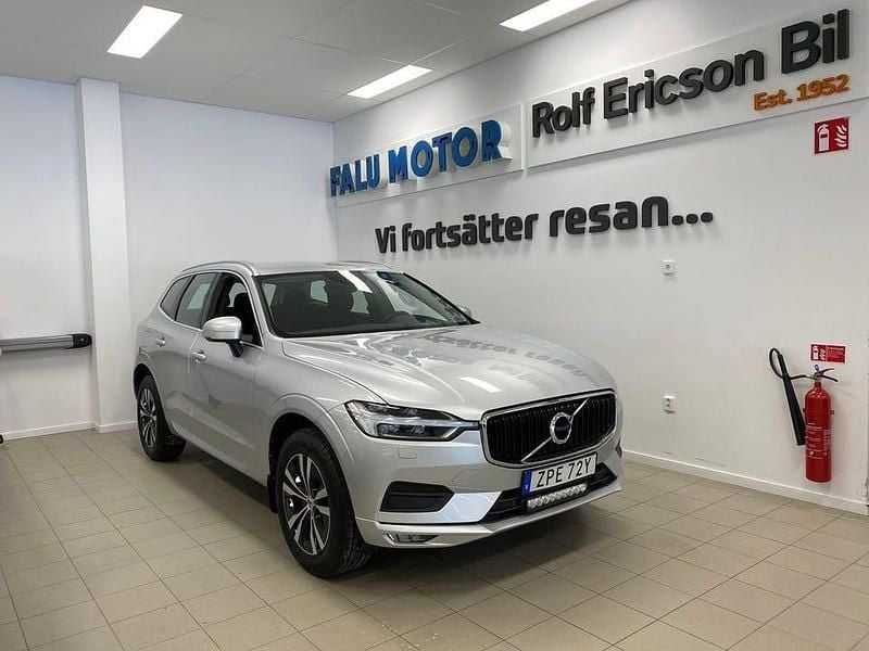 Begagnad Volvo XC60 Momentum 200 HK (147 kW) 2021 Silver SUV