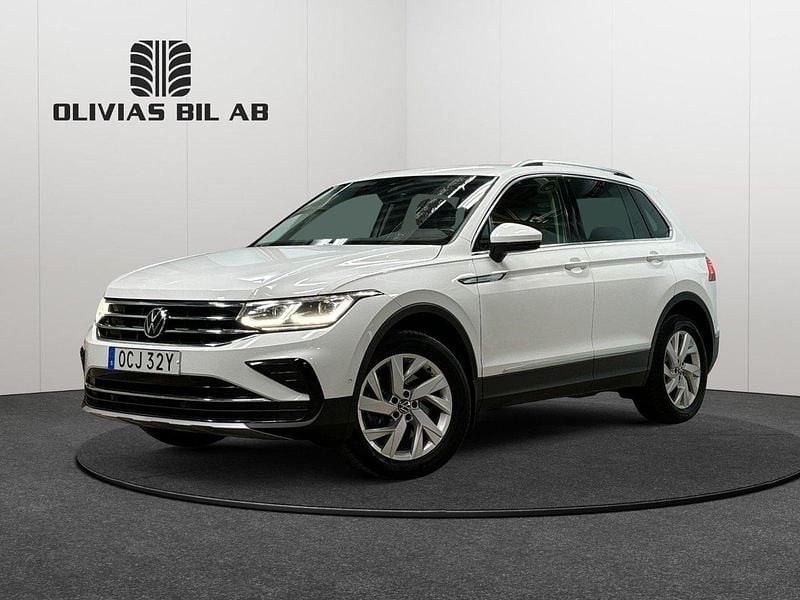 Vit Begagnad 2021 VW Tiguan Elegance SUV | 249 400 kr (Superpris) - Bild 1/4