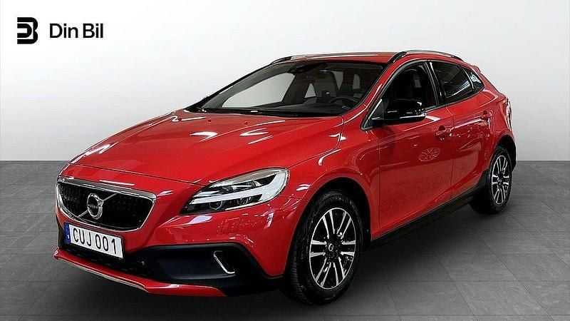 Röd Begagnad 2018 Volvo V40 CC Momentum Kombi | 224 900 kr (Marknadspris) - Bild 1/4