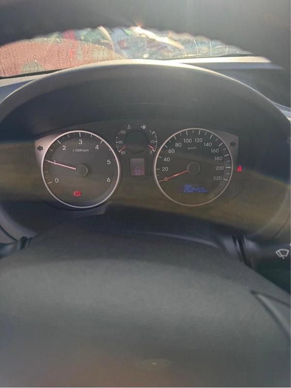 Vit Begagnad 2013 Hyundai i20 Premium Halvkombi | 39 999 kr - Bild 1/4