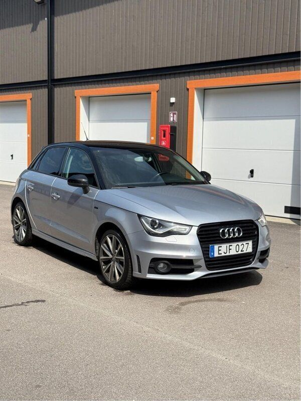 Silver Begagnad 2014 Audi A1 Sportback Sport Halvkombi | 87 000 kr (Marknadspris) - Bild 1/4