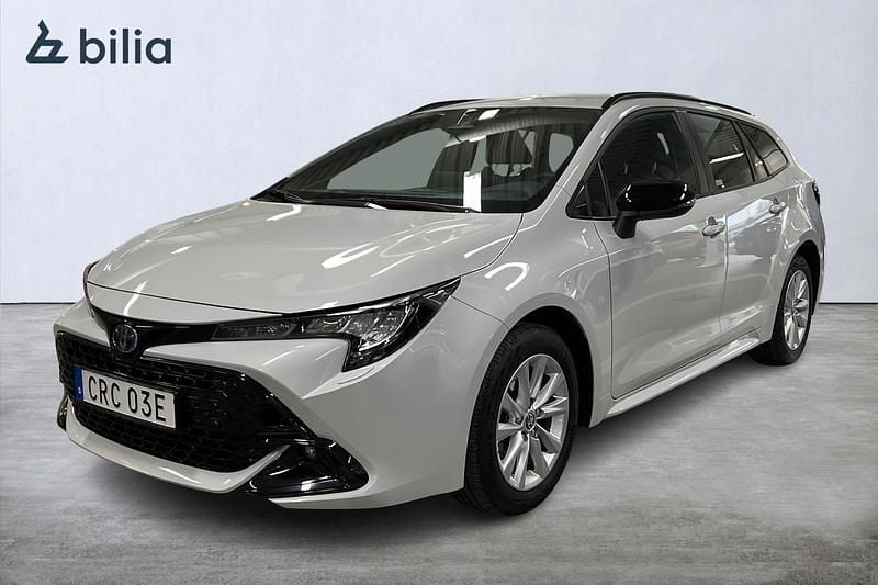Begagnad Toyota Corolla Active 141 HK (103 kW) 2025 Grå Kombi