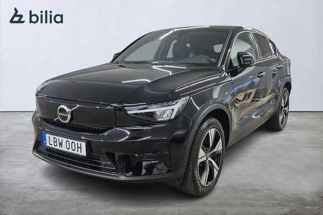 Svart Begagnad 2022 Volvo C40 Core SUV | 349 000 kr (Marknadspris) - Bild 1/3