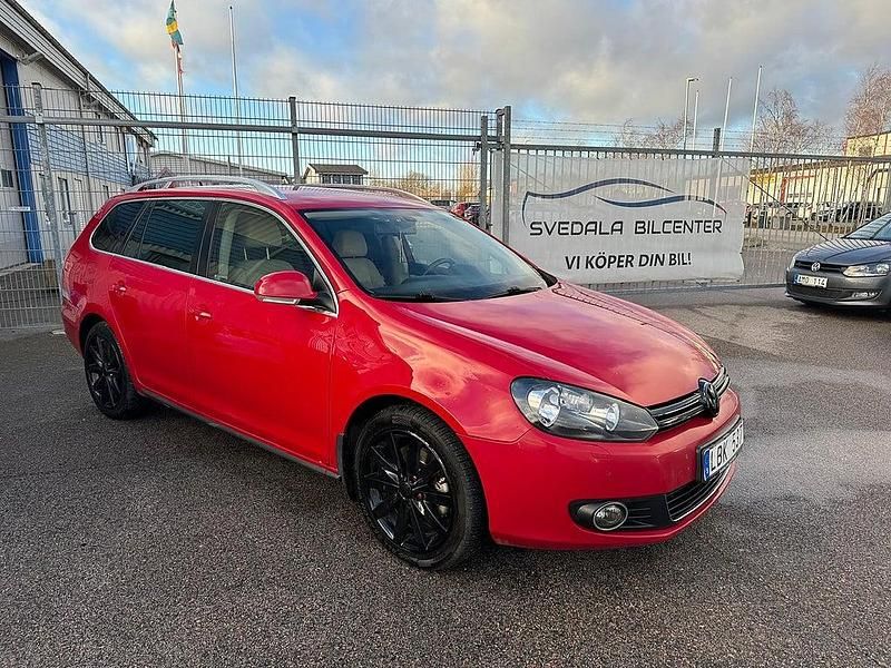 Begagnad VW Golf 160 HK (117 kW) 2010 Mörkröd Kombi