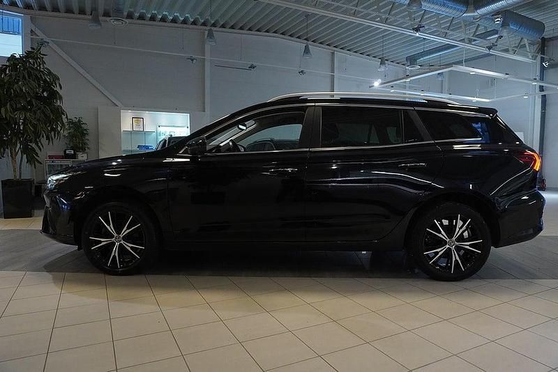 Begagnad MG MG5 EV 114 kW (156 HK) 2022 Svart Kombi