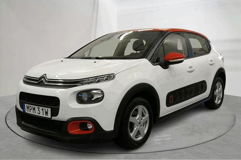 Vit Begagnad 2020 Citroën C3 PureTech | 96 000 kr (Marknadspris) - Bild 1/4