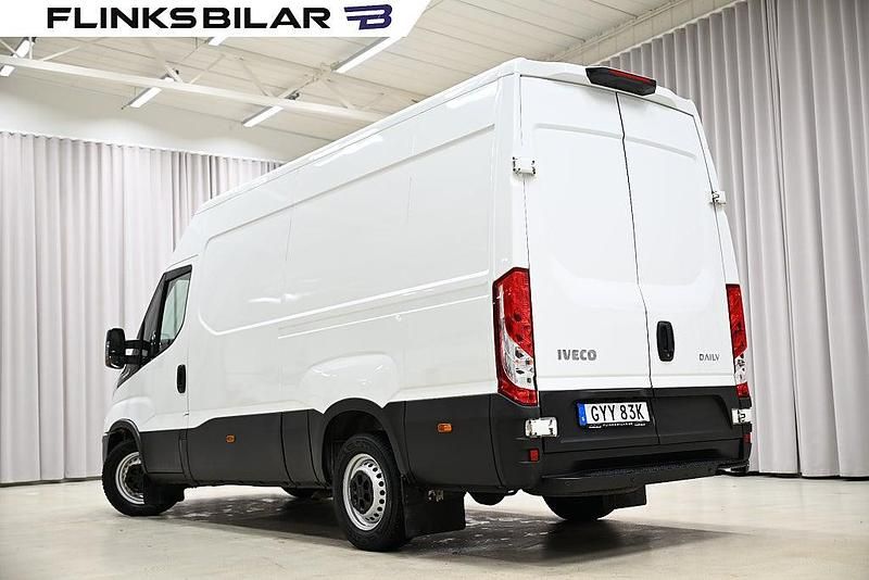 Begagnad Iveco Daily 136 HK (100 kW) 2023 Vit Van