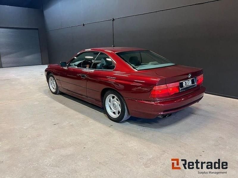 Begagnad BMW 850 301 HK (221 kW) 1990 Calypsoröd Sportkupé