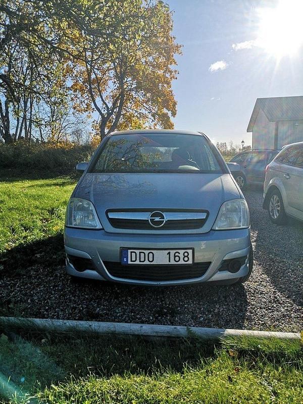 Blå Begagnad 2007 Opel Meriva Minibuss | 12 000 kr - Bild 1/4