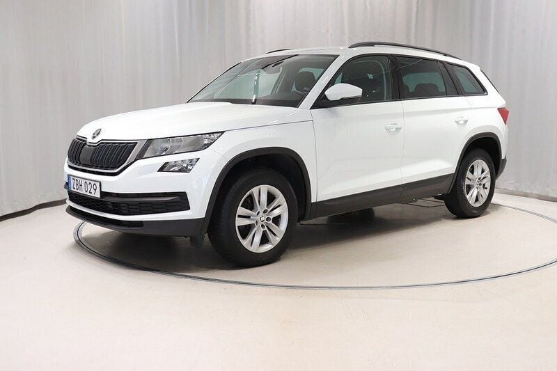 Vit Begagnad 2018 Skoda Kodiaq SUV | 189 900 kr (Superpris) - Bild 1/4