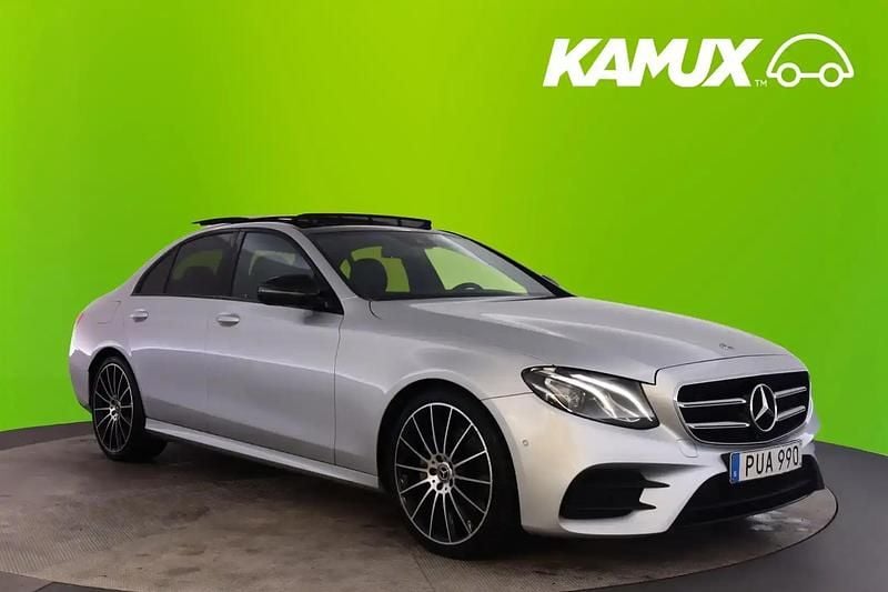 Silver/grå Begagnad 2019 Mercedes E200 AMG Sedan | 259 800 kr (Marknadspris) - Bild 1/4