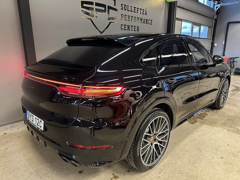 Begagnad Porsche Cayenne Sport 340 HK (250 kW) 2022 Svart SUV