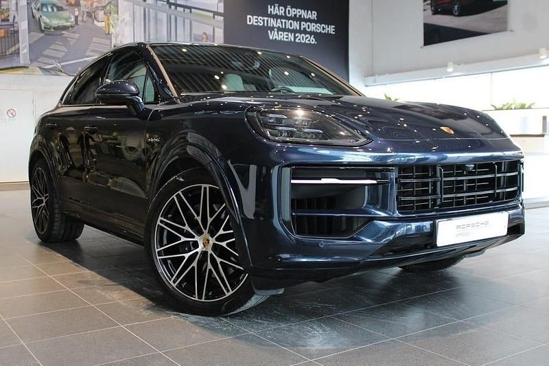 Begagnad Porsche Cayenne 305 HK (224 kW) 2024 Blå SUV
