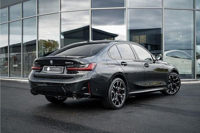 Begagnad BMW 330e M Sport 292 HK (214 kW) 2024 Svart Sedan