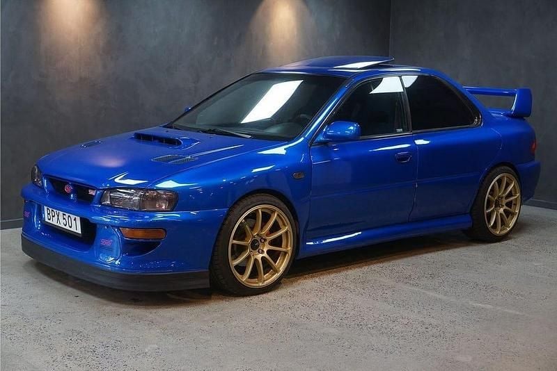 Begagnad Subaru Impreza GT 218 HK (160 kW) 1999 Blå Sedan
