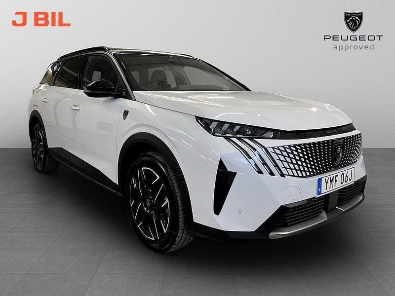 Vit Begagnad 2025 Peugeot 5008 GT Minibuss | 409 900 kr - Bild 1/4