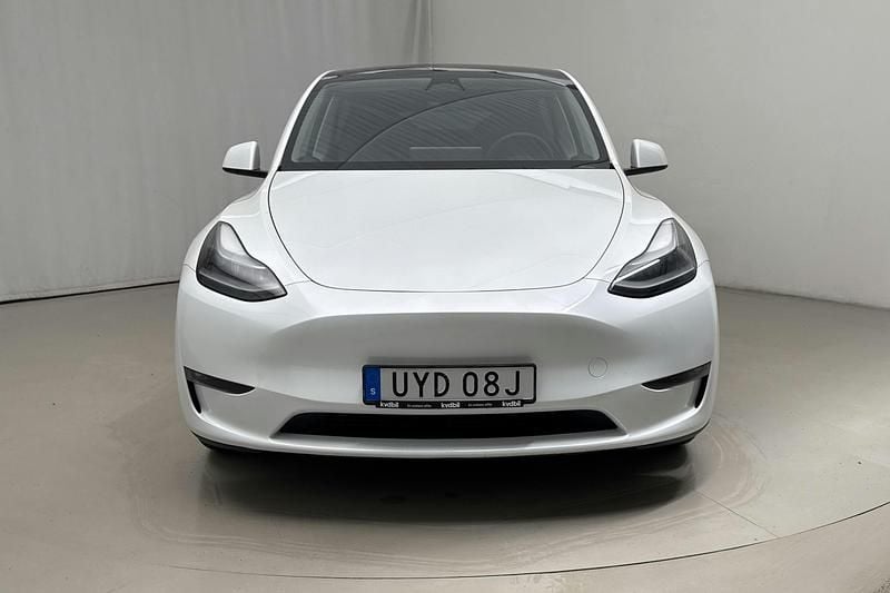 Begagnad Tesla Model Y 378 kW (514 HK) 2023 Vit SUV