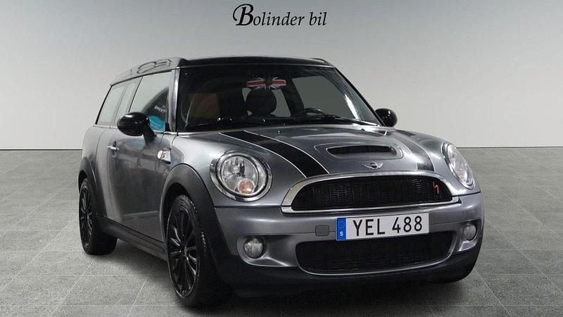 Flerfärgad Begagnad 2010 Mini Cooper S Clubman Kombi | 109 800 kr - Bild 1/4