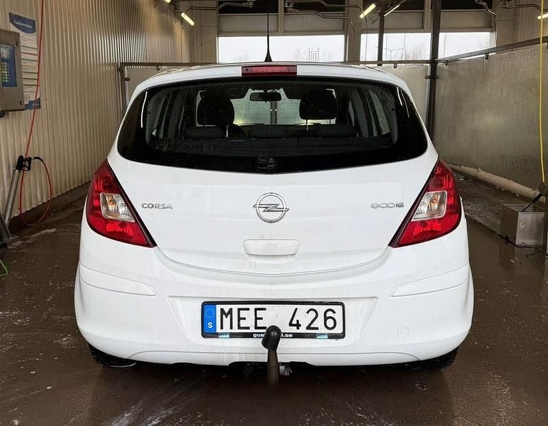 Begagnad Opel Corsa 75 HK (55 kW) 2012 Halvkombi