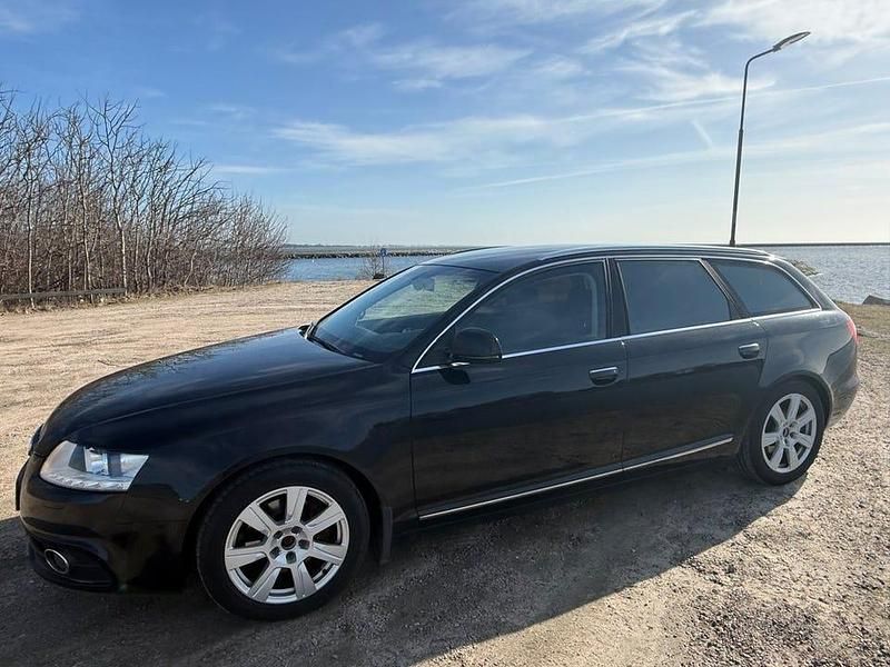 Begagnad Audi A6 136 HK (100 kW) 2010 Svart Kombi