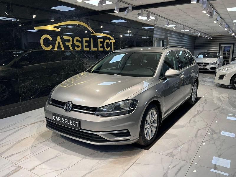 Silver Begagnad 2018 VW Golf VII Kombi | 169 900 kr (Marknadspris) - Bild 1/4