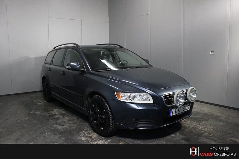 Begagnad Volvo V50 Kinetic 116 HK (85 kW) 2011 Blå Kombi
