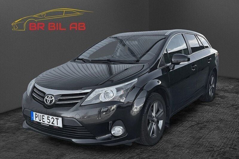 Svart Begagnad 2014 Toyota Avensis Multidrive S Kombi | 124 900 kr (Marknadspris) - Bild 1/4