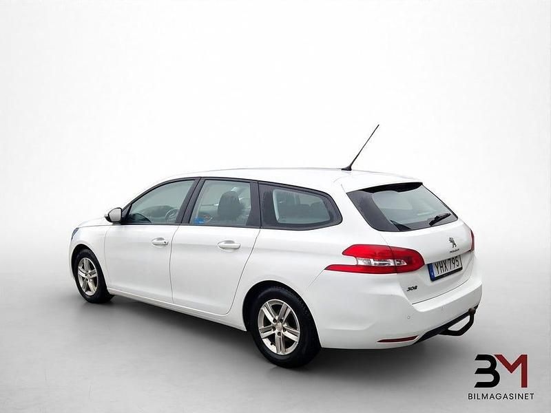 Begagnad Peugeot 308 120 HK (88 kW) 2016 Vit Kombi