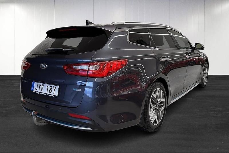 Begagnad Kia Optima 154 HK (113 kW) 2019 Grå Kombi