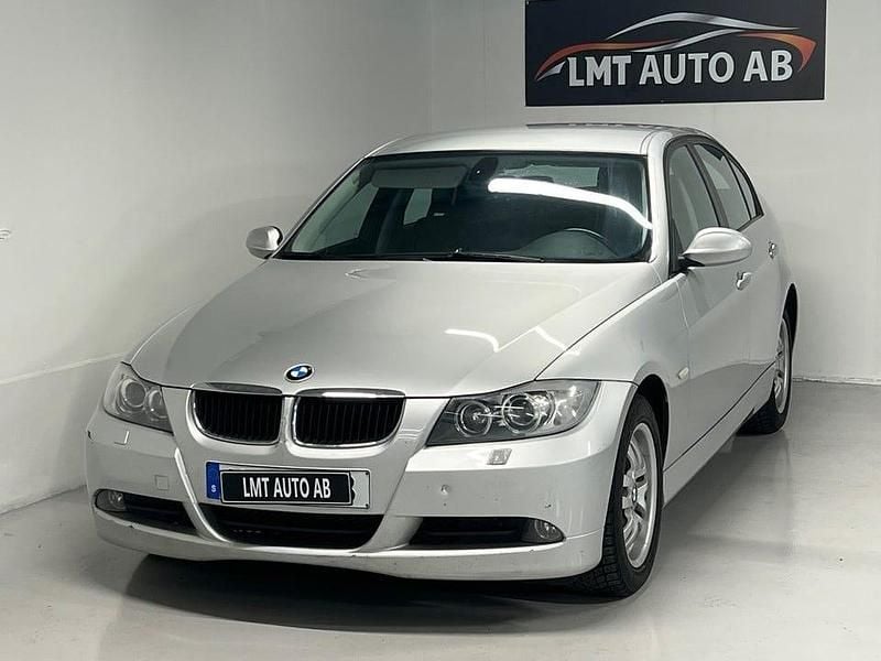 Begagnad BMW 320 Advantage 150 HK (110 kW) 2005 Ljusgrå Sedan