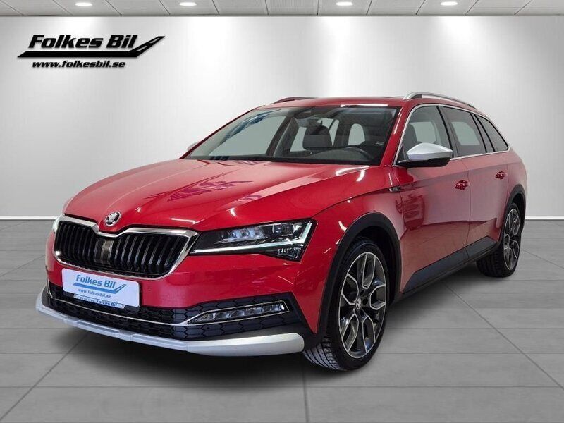 Röd Begagnad 2021 Skoda Superb Adventure Kombi | 349 000 kr (Marknadspris) - Bild 1/4